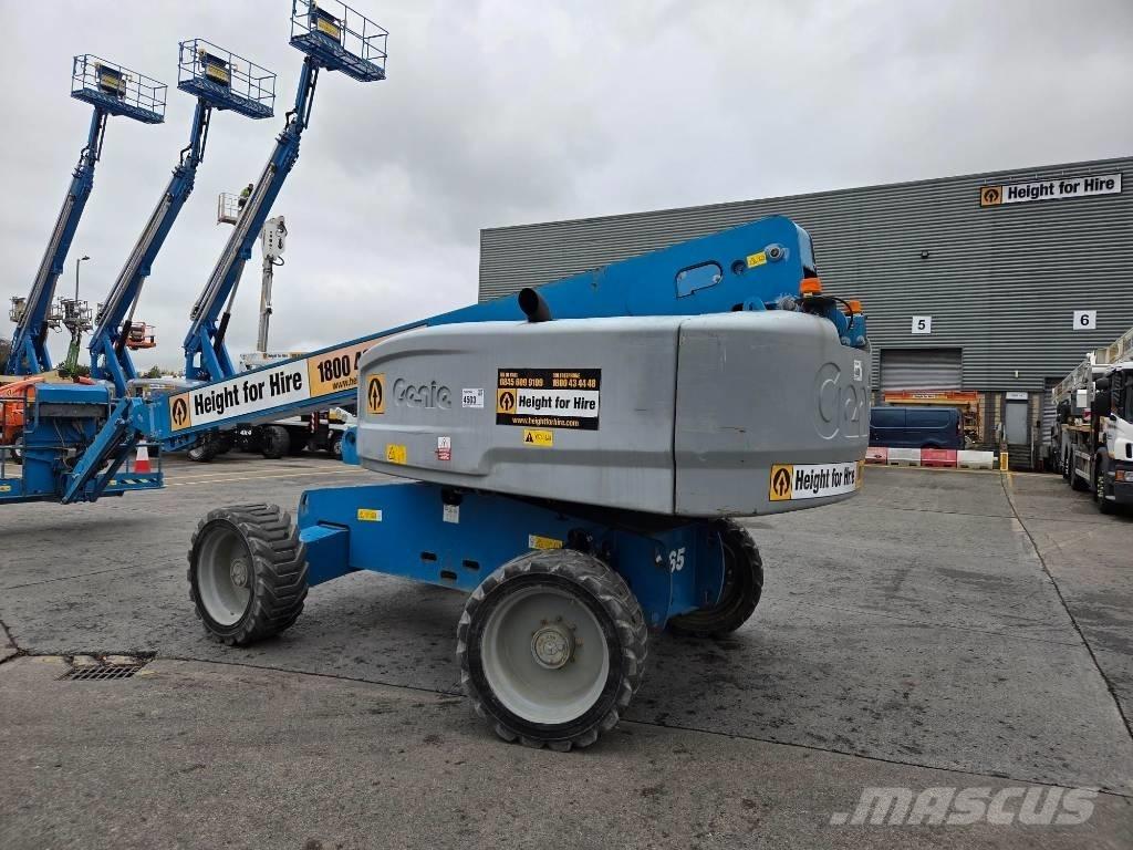 Genie S 65 Nacele cu brat telescopic