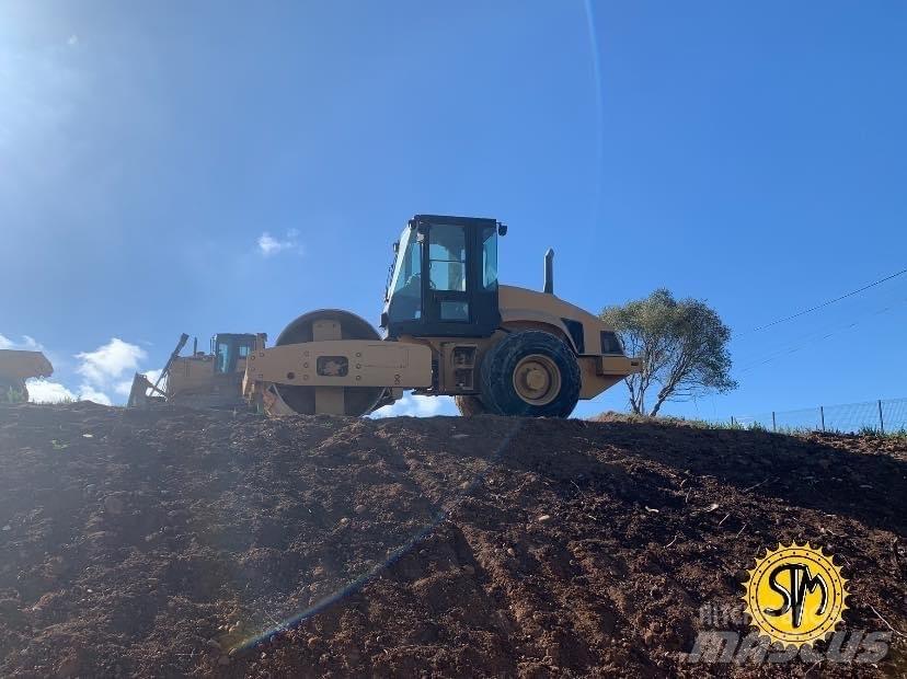 CAT CS 563 E Compactoare monocilindrice