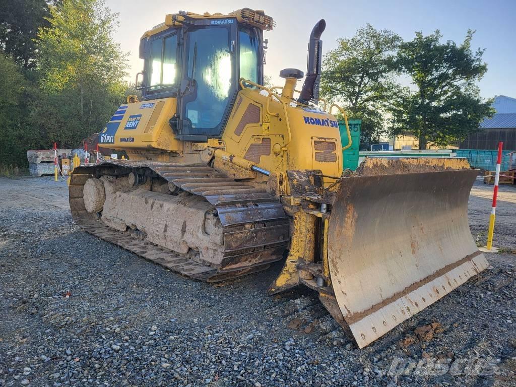 Komatsu D61PXi-24 Buldozere pe senile