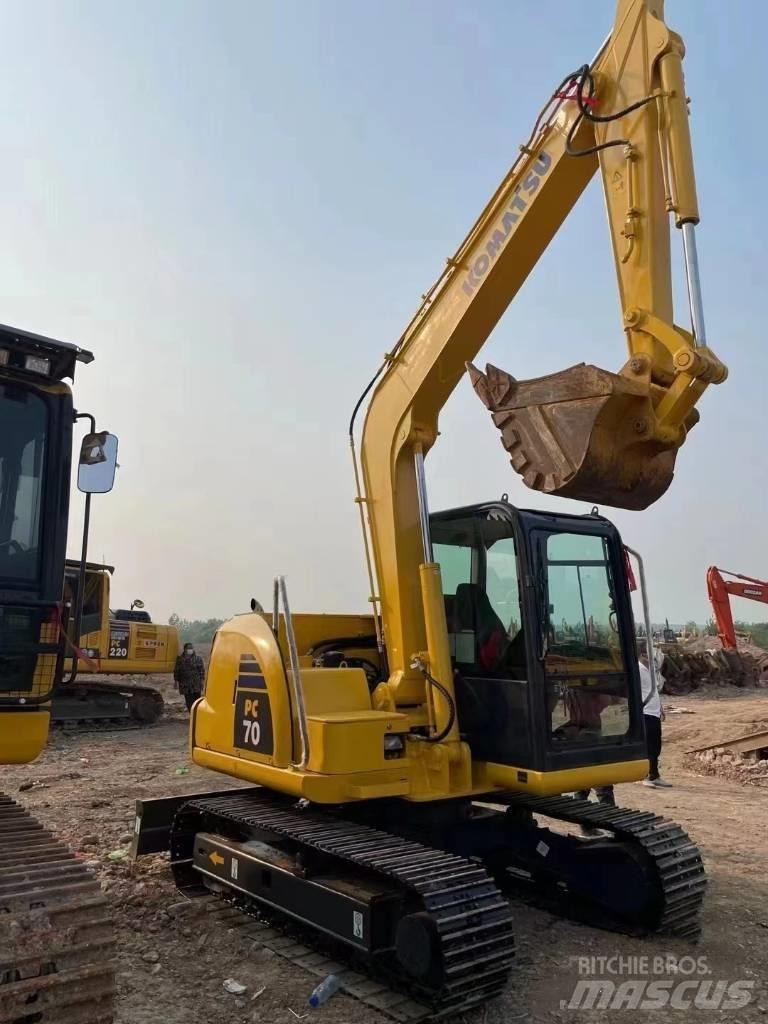 Komatsu PC70-8 Excavatoare pe șenile
