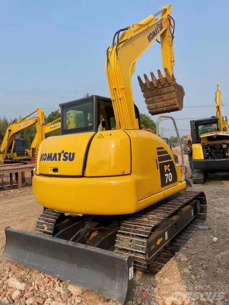 Komatsu PC70-8 Excavatoare pe șenile

