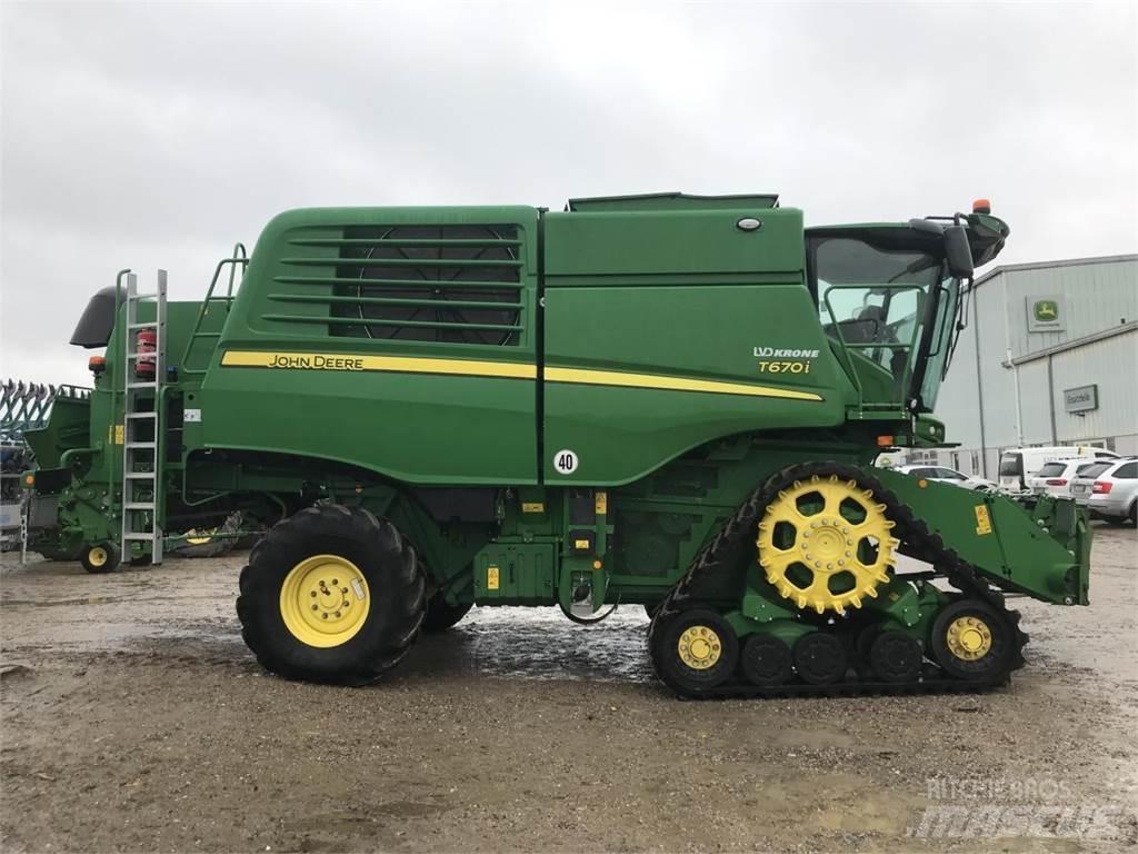 John Deere T670 Combine de secerat