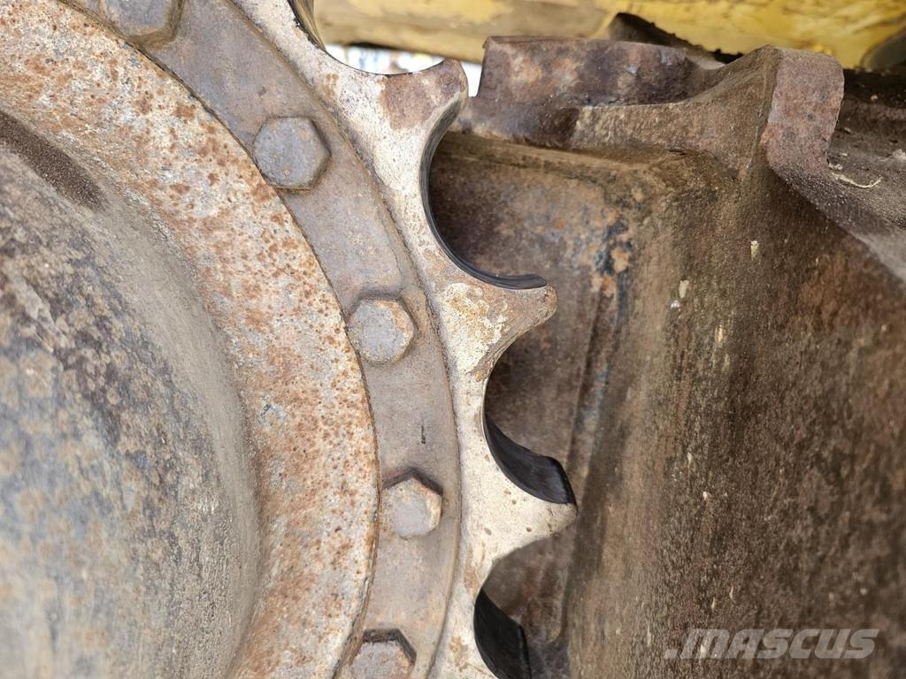 Komatsu PC210LC-8 Excavatoare pe șenile
