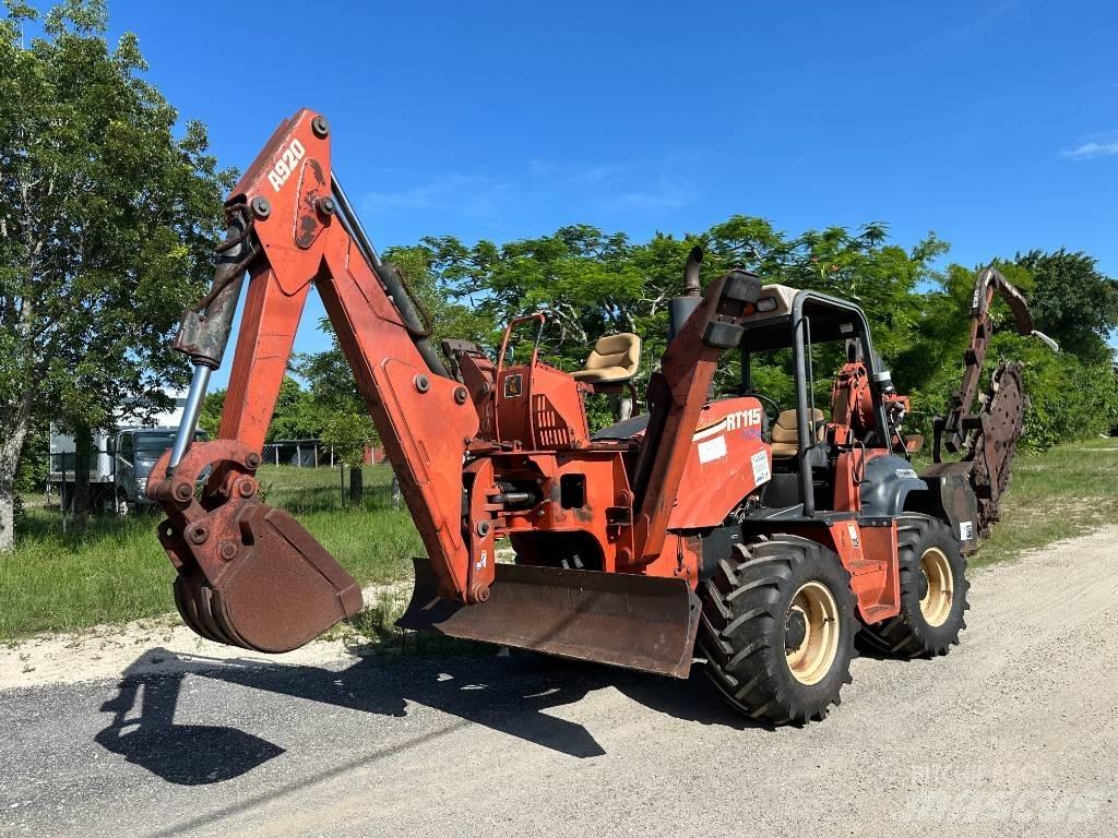Ditch Witch RT 115 H Excavatoare de santuri