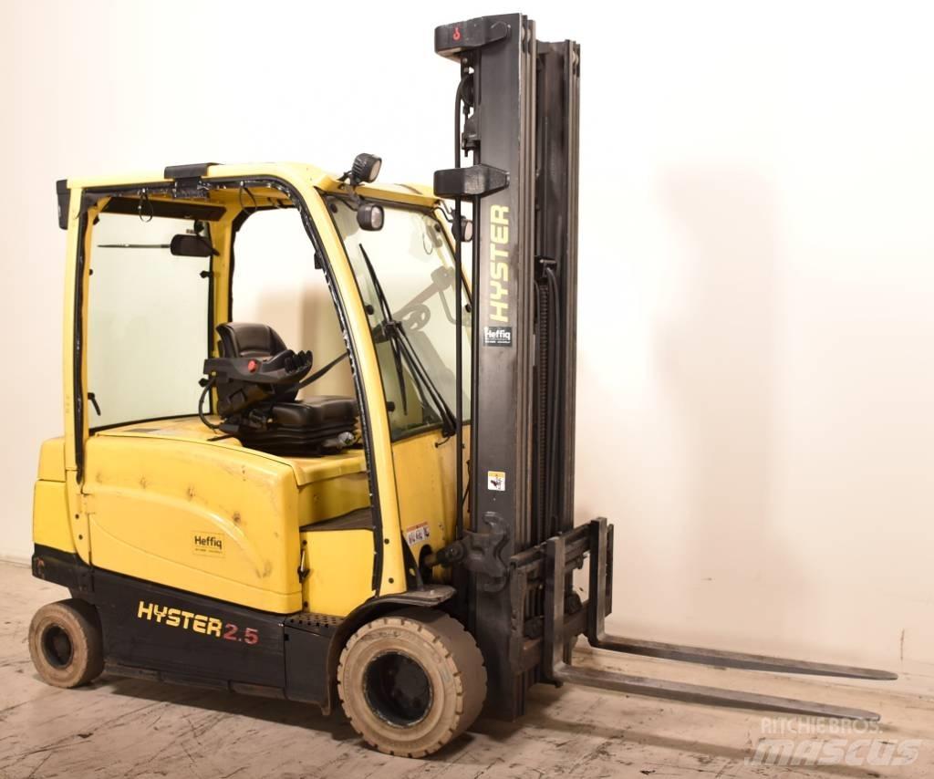 Hyster J2.5XN Stivuitor electric