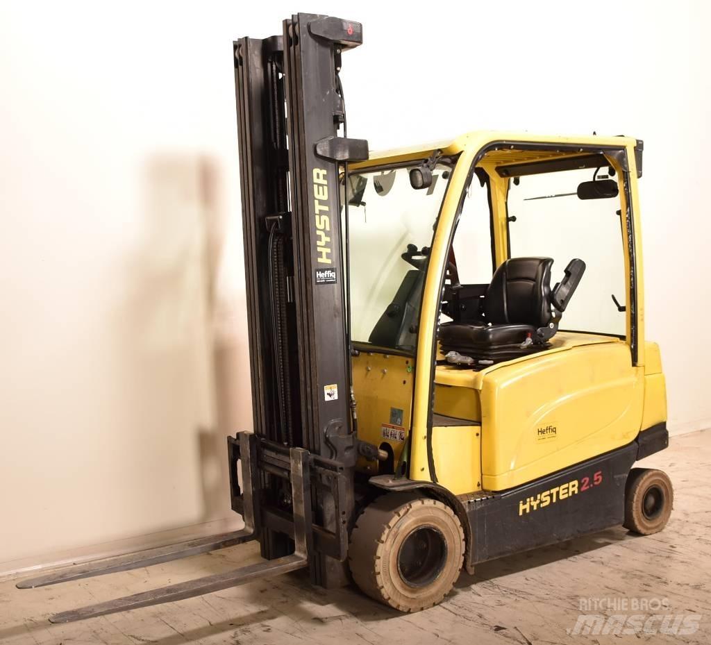Hyster J2.5XN Stivuitor electric