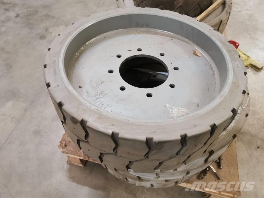 JLG E 300 AJP Anvelope, roti si jante