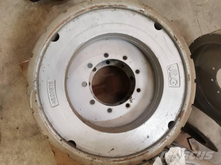 JLG E 300 AJP Anvelope, roti si jante