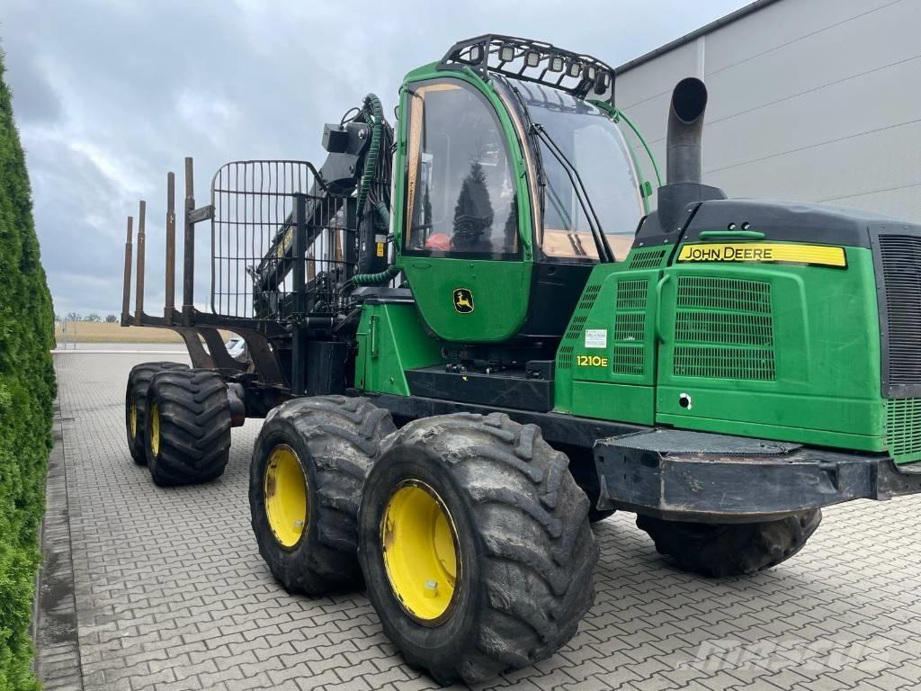 John Deere 1210 E Transportoare