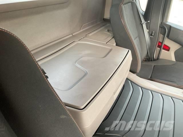 Scania P410 XT Autobasculanta