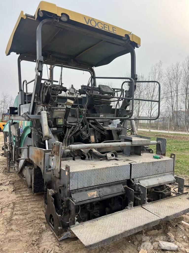 Vögele 2100-3l Pavatoare asfalt