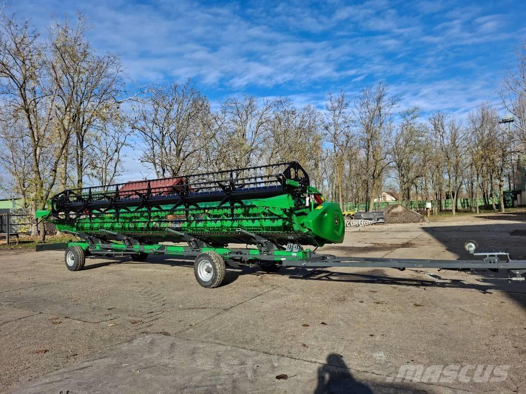 John Deere S7 900 Combine de secerat
