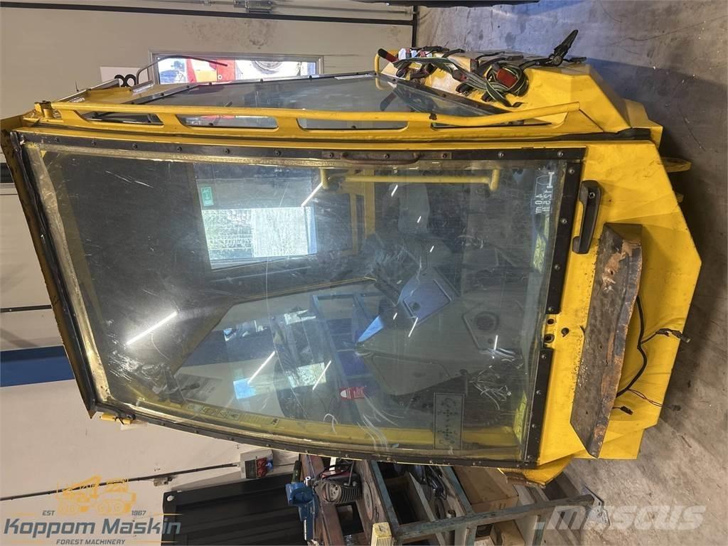 Eco Log 688 Cabine si interior