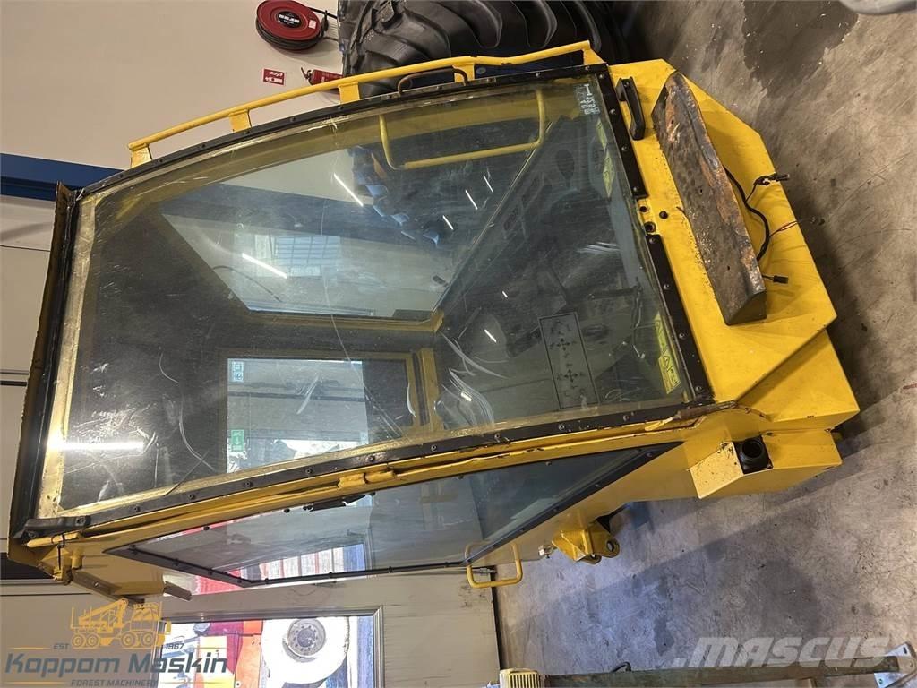 Eco Log 688 Cabine si interior