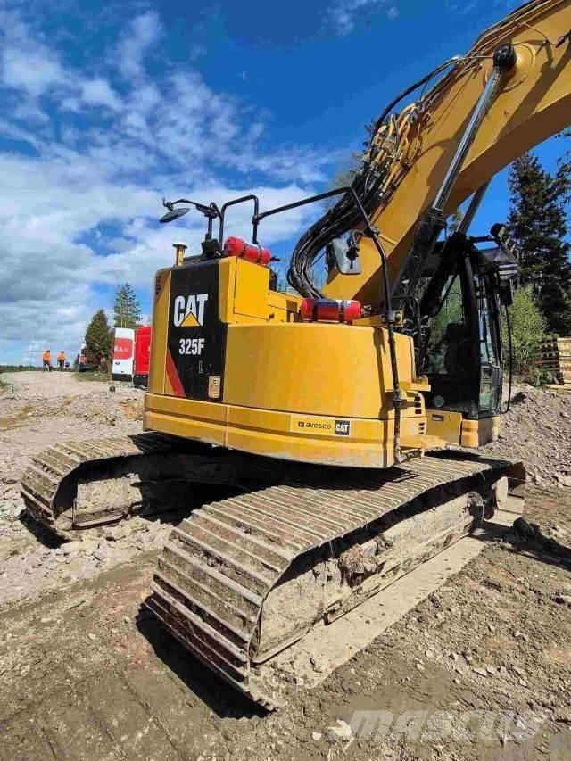 CAT 325FLCR Excavatoare pe șenile
