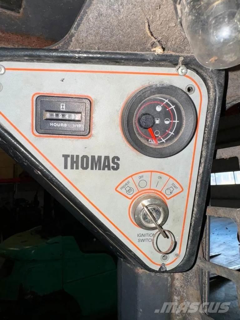Thomas T153 Mini incarcator