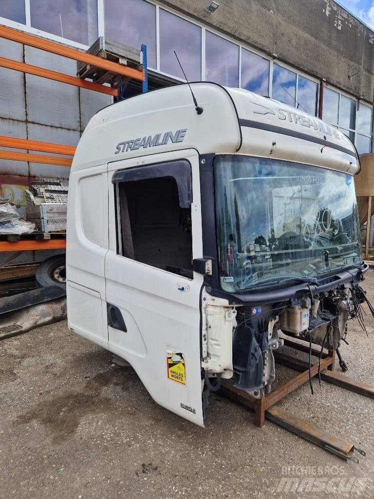 Scania CR19-2301689 Cabine si interior
