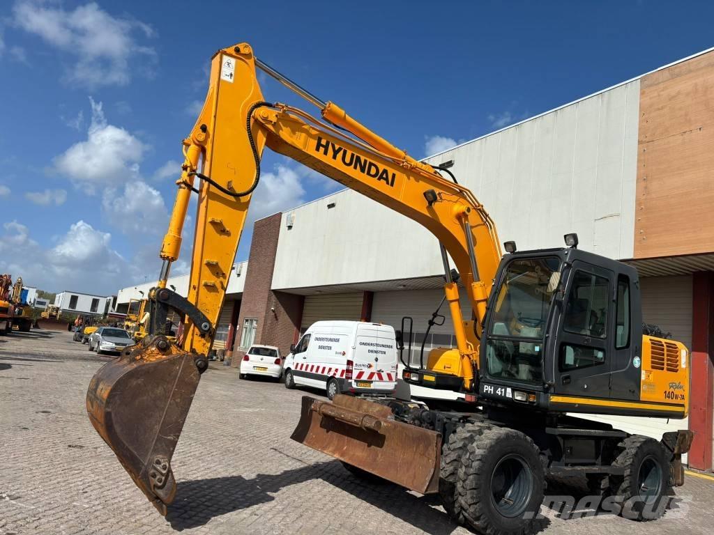 Hyundai 140W-7A Excavatoare cu roti