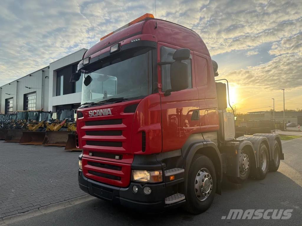 Scania R580 V8 8x4 Autotractoare