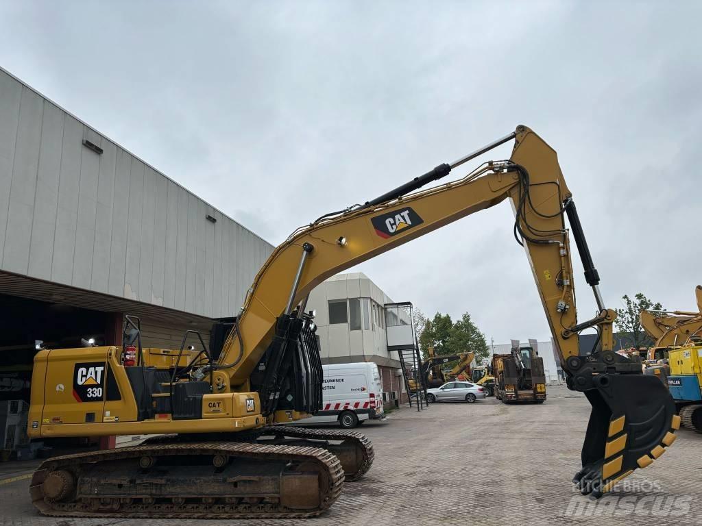 CAT 330 Excavatoare pe șenile
