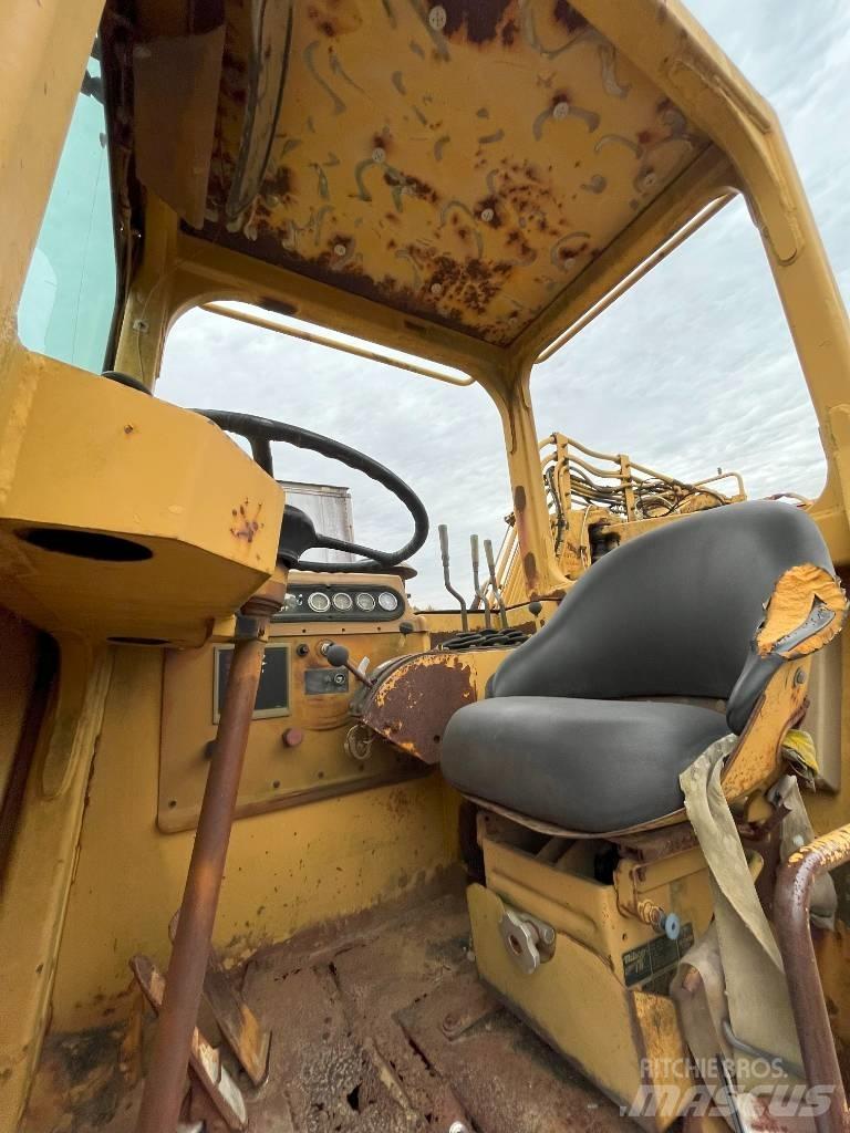 CAT 615 C Elevatoare