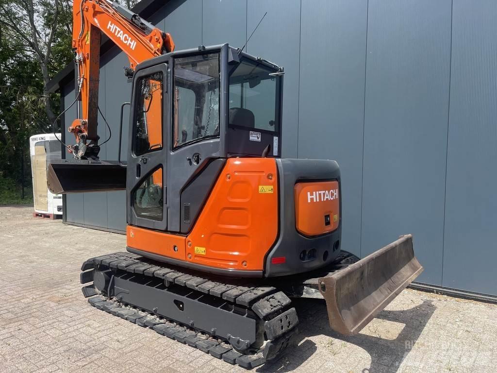 Hitachi ZX65 Mini excavatoare < 7t