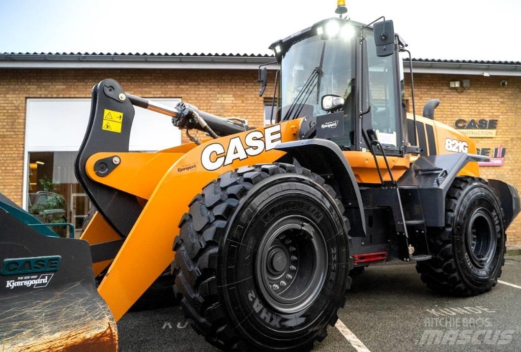 CASE 821G Incarcator pe pneuri