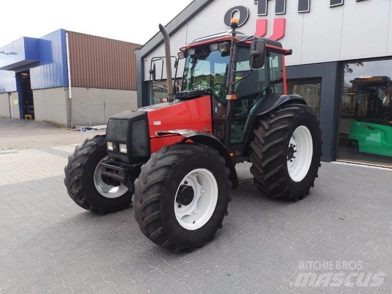Valtra Valmet 900 Tractoare