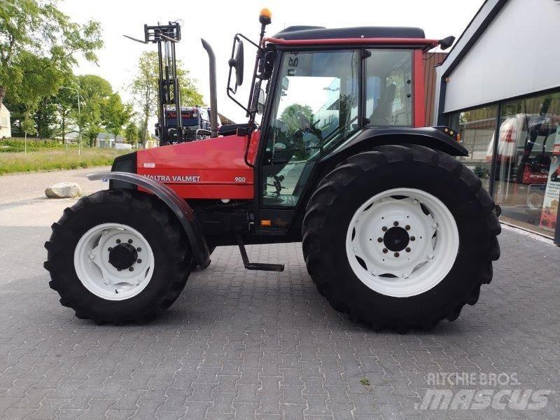 Valtra Valmet 900 Tractoare