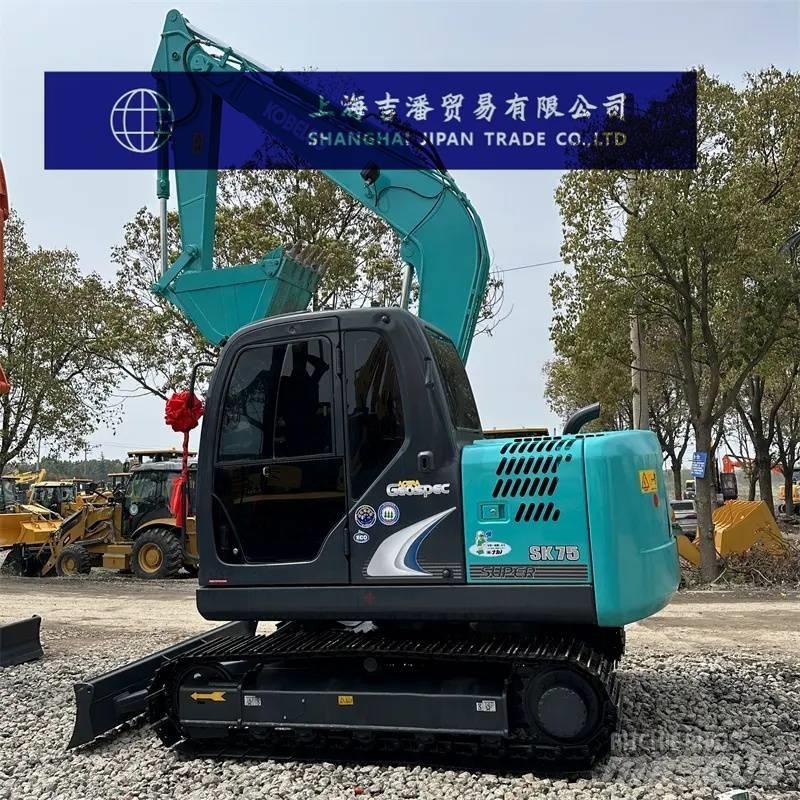 Kobelco SK 75 Excavatoare 7t - 12t