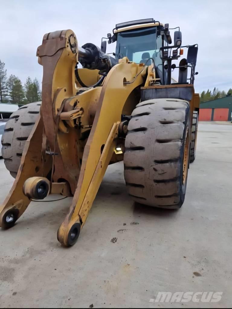 CAT 988K Incarcator pe pneuri