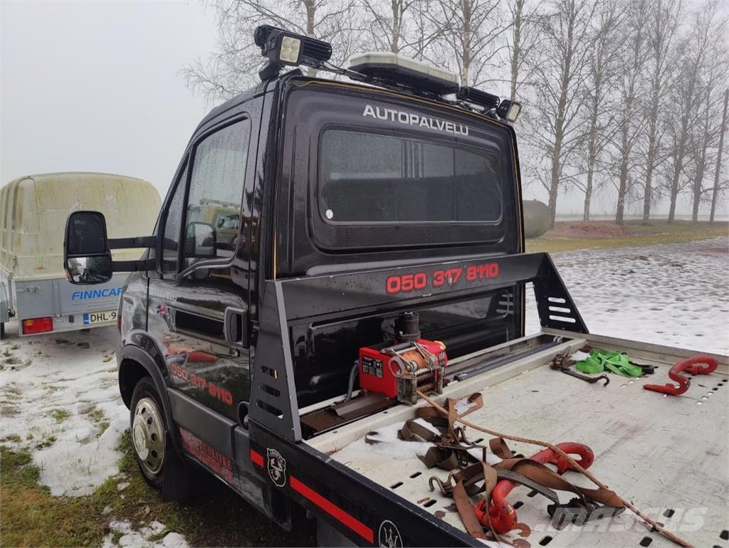 Iveco 35C13 4x2 Vehicule de recuperare
