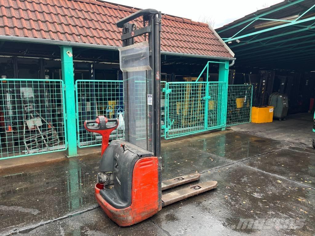 Linde L12 /379/  V-4229 Transpaleti autopropulsanti