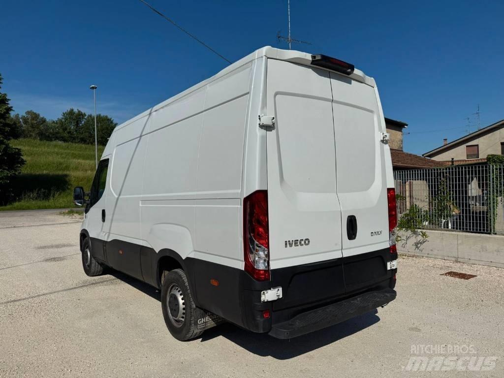 Iveco Daily 35s14 Utilitara