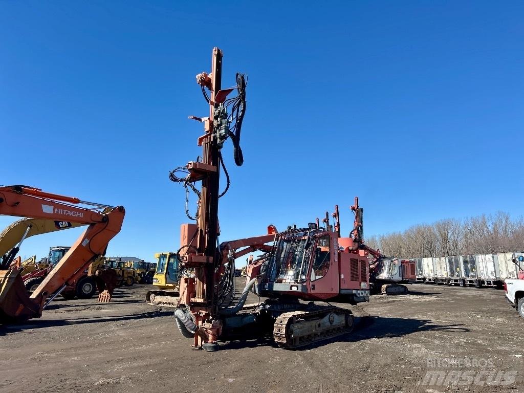 Sandvik DX 800 Echipamente de forare la suprafata