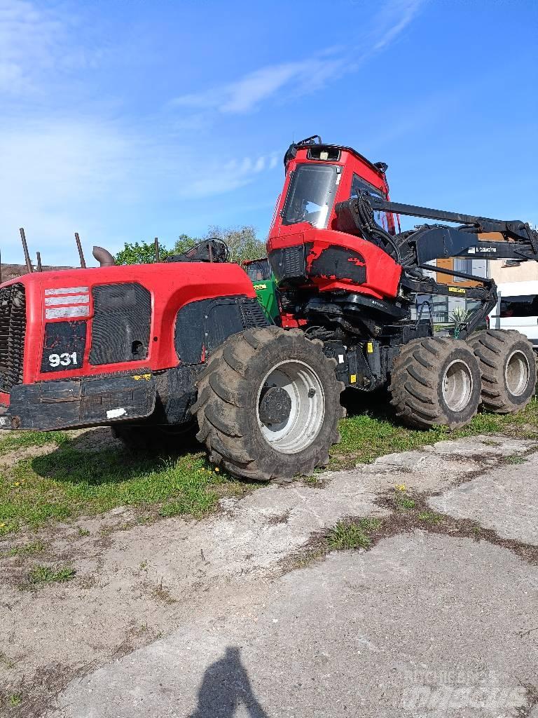 Komatsu 931 Combine forestiere