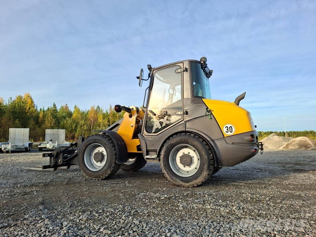 Mecalac AX850-HL Incarcator pe pneuri