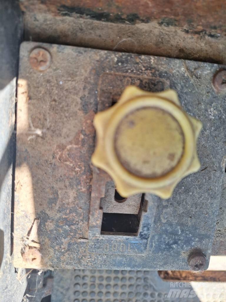 John Deere 3040 Tractoare
