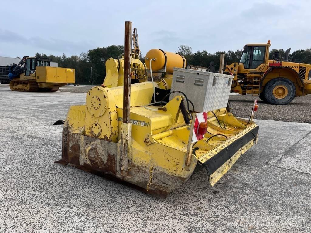 Bomag BSF 2500 Reciclatori asfalt