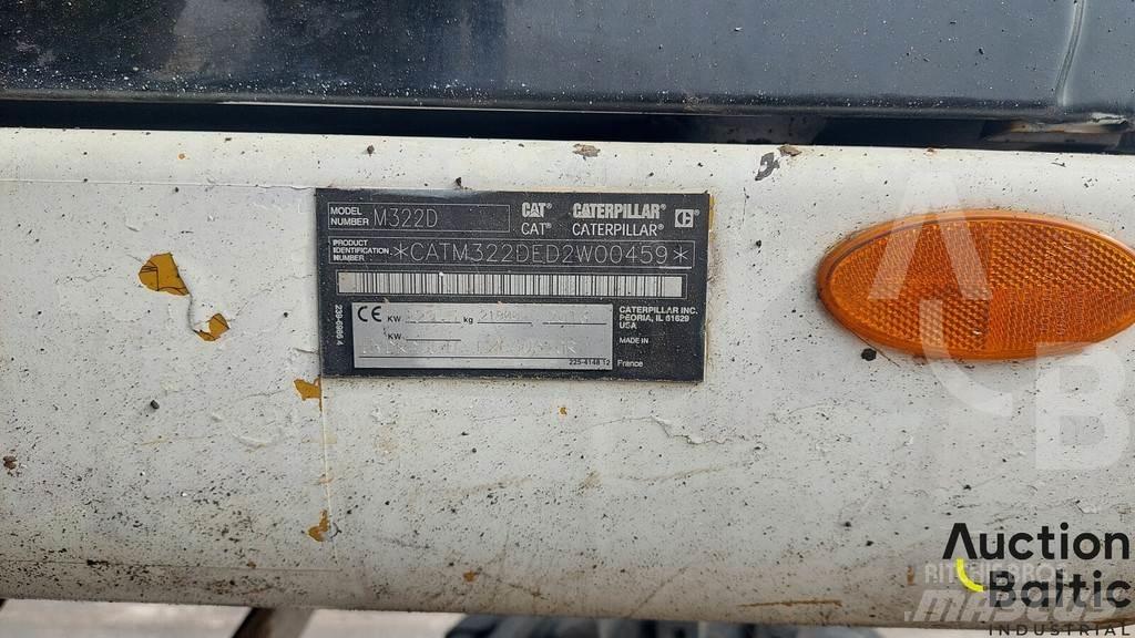 CAT M 322 D Excavatoare cu roti