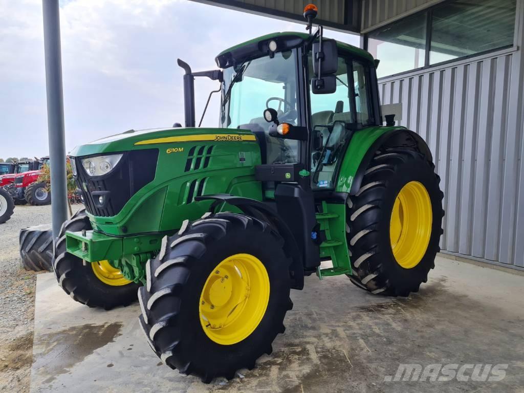 John Deere 6110 M Tractoare
