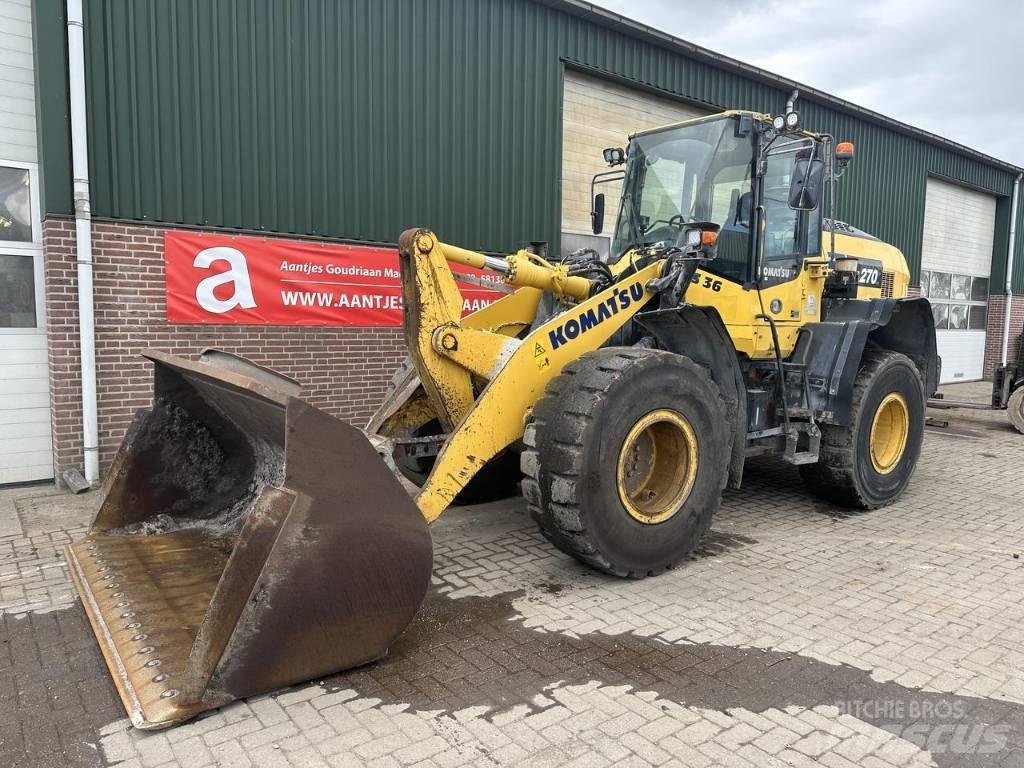 Komatsu WA270 8 Incarcator pe pneuri