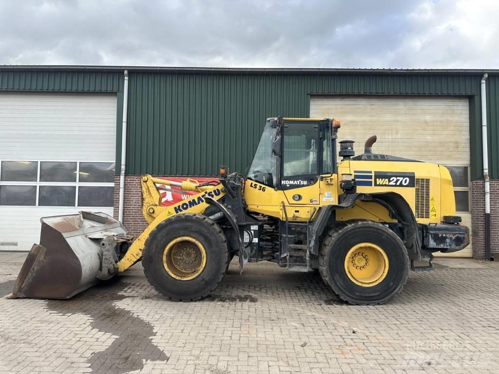 Komatsu WA270 8 Incarcator pe pneuri