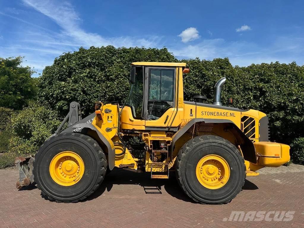 Volvo L120 F Incarcator pe pneuri