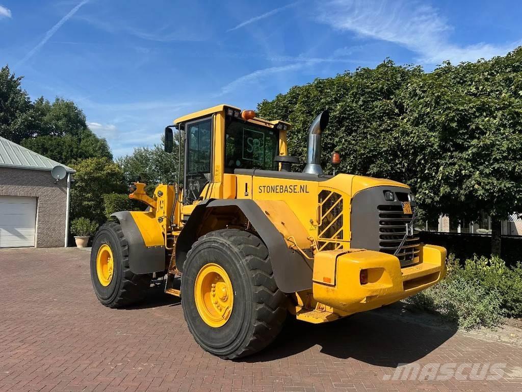 Volvo L120 F Incarcator pe pneuri