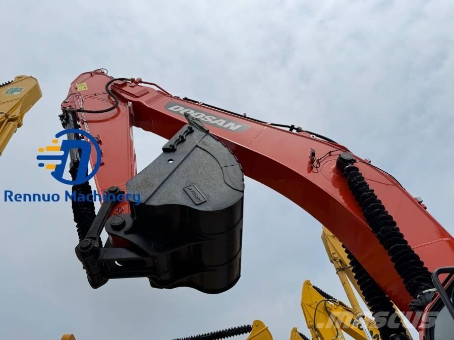 Doosan DX 340 Excavatoare pe șenile
