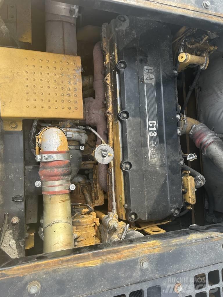 CAT 345 C L Excavatoare pe șenile
