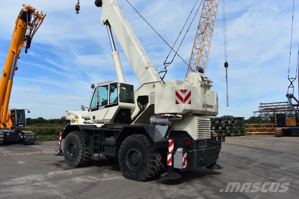 Terex A 600 Macara teren accidentat