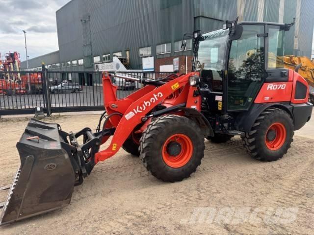 Kubota R 070 Incarcator pe pneuri