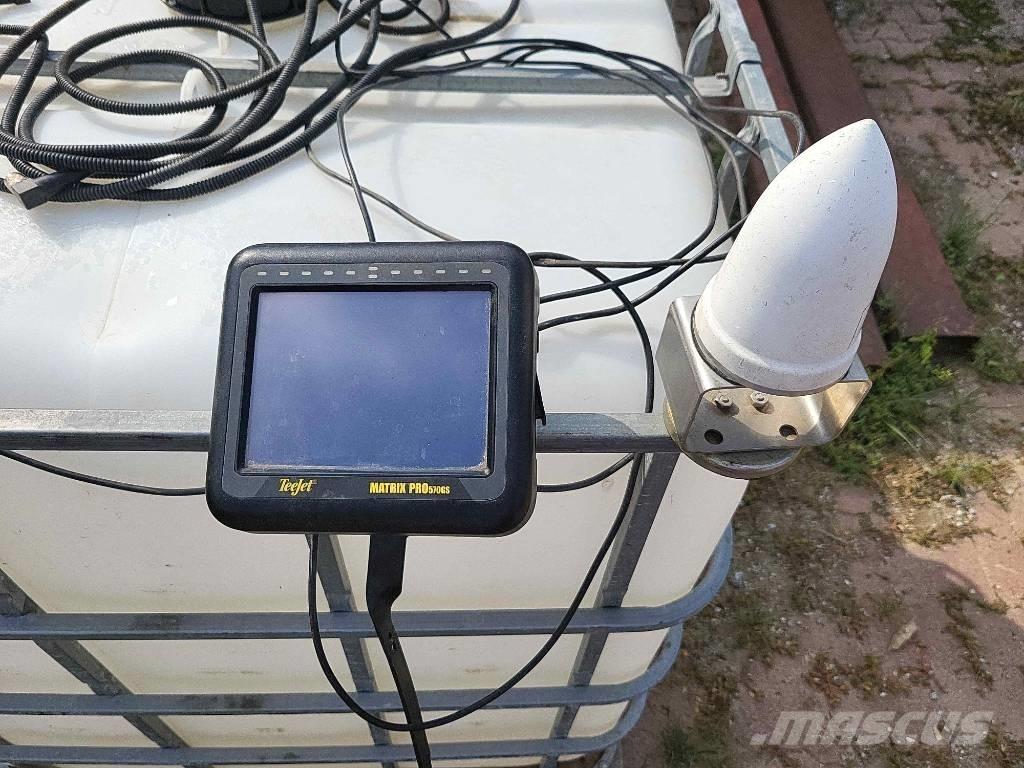  Greenpon Pony 3000 Tractoare agricole sprayers